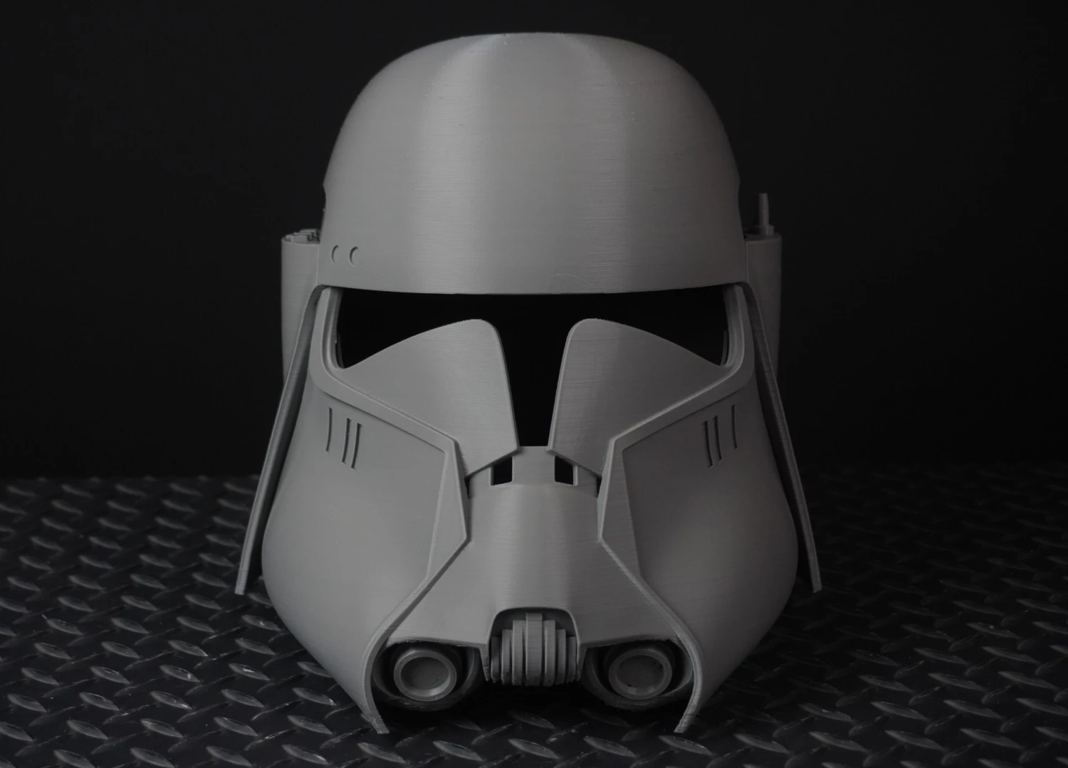 Commander Bacara Clone Trooper Helmet - DIY 5 Commander Bacara Clone Trooper Helmet - DIY - Image 3