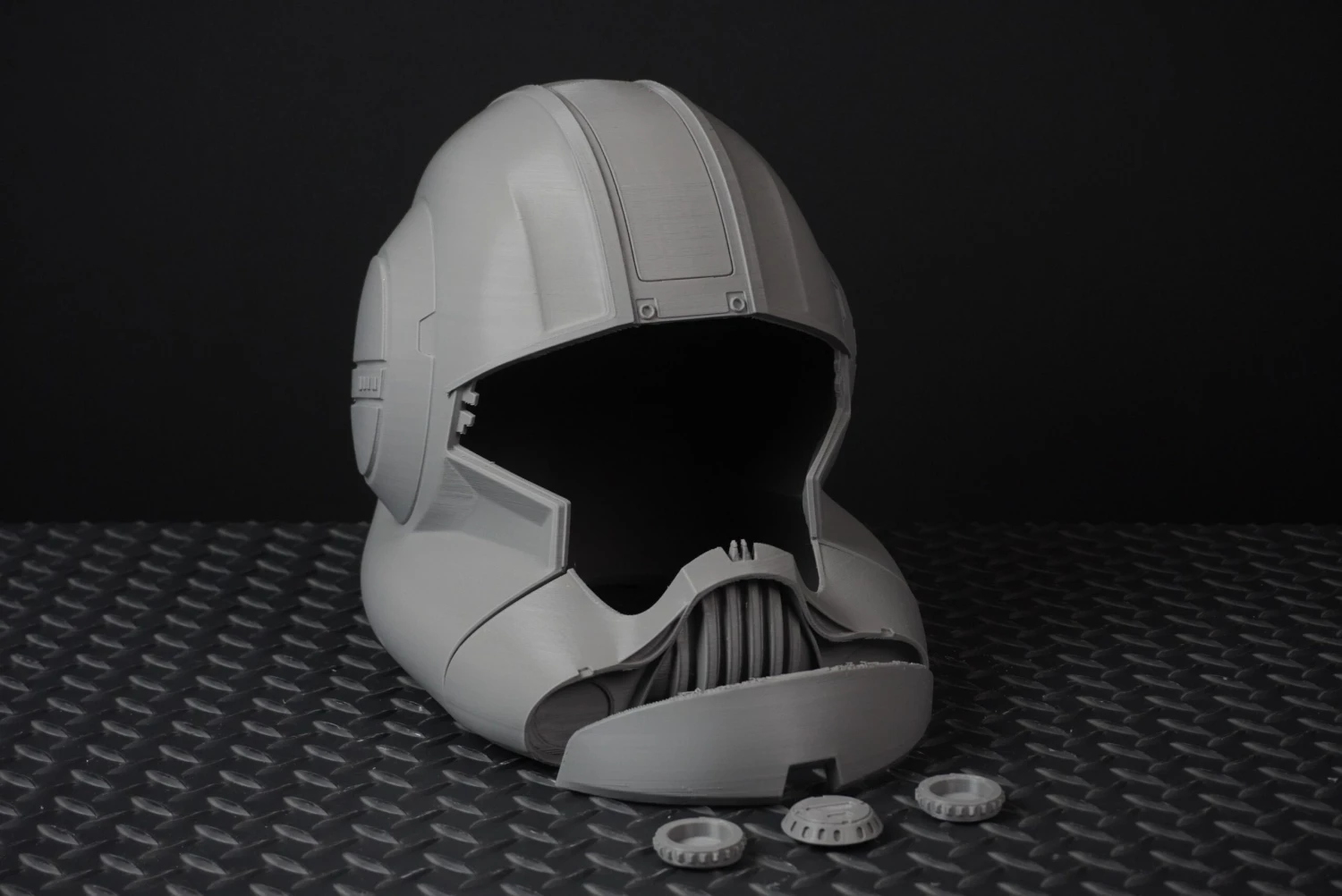 ARC 170 Clone Pilot Helmet - DIY 5 ARC 170 Clone Pilot Helmet - DIY - Image 3