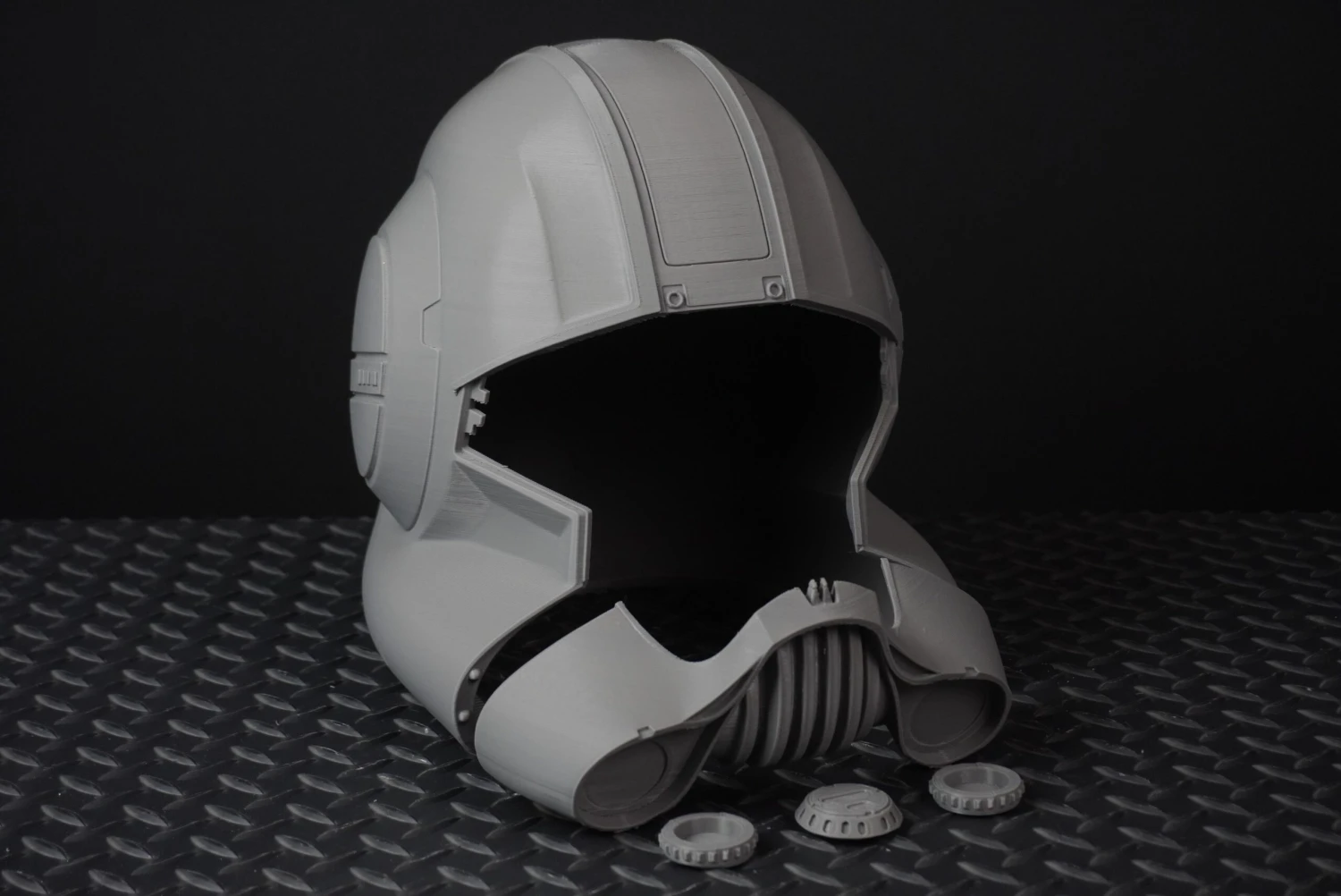 ARC 170 Clone Pilot Helmet - DIY 4 ARC 170 Clone Pilot Helmet - DIY - Image 2